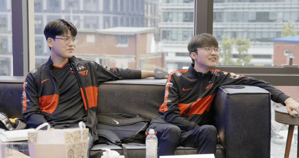 Faker赛事官方发布逆转新规,老鹰争议不断!的简单介绍 Faker赛事官方发布逆转新规,老鹰争议不断!的简单介绍