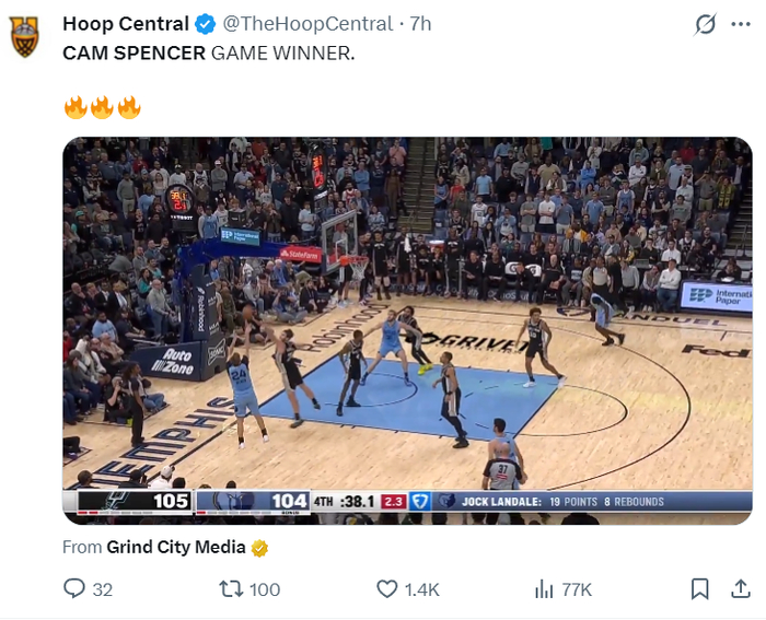 包含西亚卡姆爆冷击败澳大利亚队，战术调整引爆全场！的词条